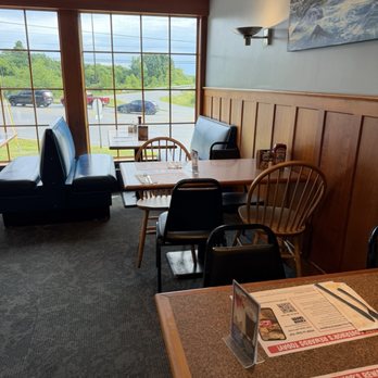 Governor's Restaurant & Bakery - Bakeries Near Me - Waterville, Maine Governor's Restaurant & Bakery - Bakeries Near Me - Waterville, Maine