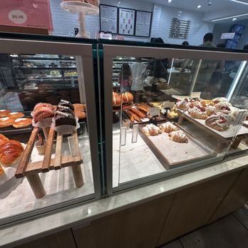 Juno Bakery & Cafe - Bakeries Near Me - Frederick, Maryland