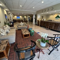 GreenTree Inn - Alhambra - Lobby