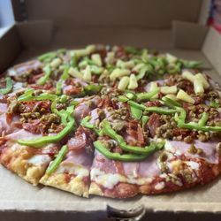 Chico's Pizza Parlor - Look at my beautiful ham, pepperoni, sausage, bell pepper and half pineapple pizza