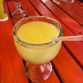 Fuzzy's Taco Shop - passion fruit margarita - Mexican Near Me - Altamonte Springs, Florida