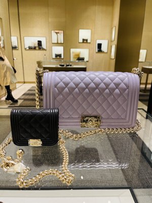 Neiman Marcus by null