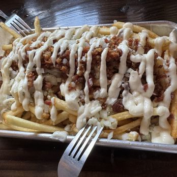 Bangers & Brews - Westside - Bacon/Gorgonzola Fries - German Near Me - Bend, Oregon
