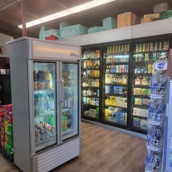 Oro Dam Liquor - Inside - Beer, Wine & Spirits Near Me - Oroville, California Oro Dam Liquor - Inside - Beer, Wine & Spirits Near Me - Oroville, California