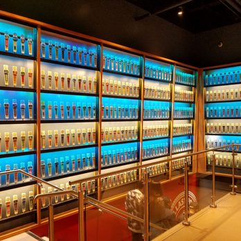 Ballast Point - Interior deco. - Brewpubs Near Me - Anaheim, California
