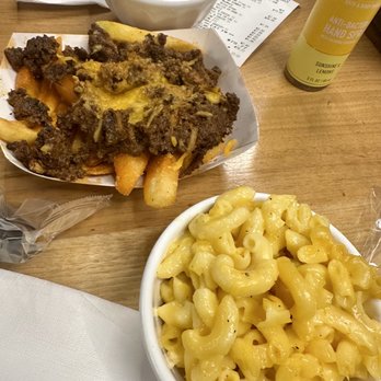 Orchards Bbq and Grill - Chili Fries and Mac n cheese - Barbeque Near Me - Whittier, California