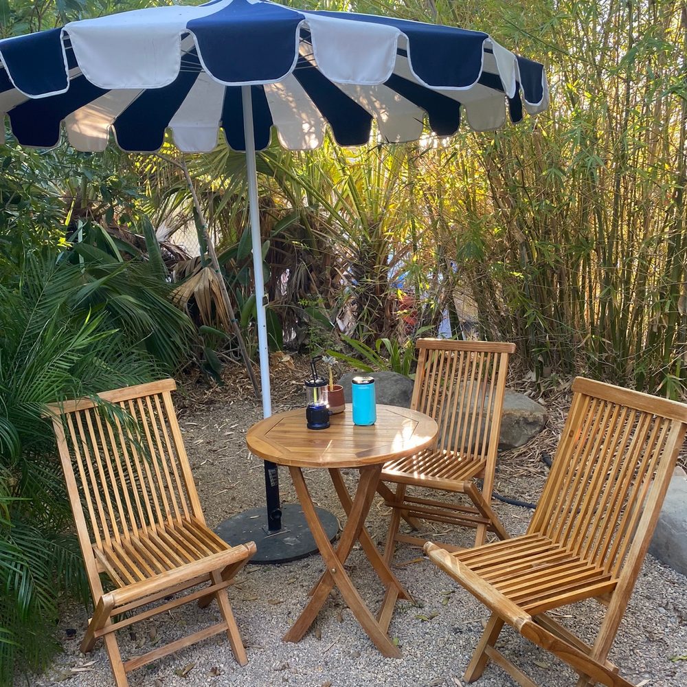 Caravan Outpost - Outdoor sitting area. - Hotels Near Me - Ojai, California