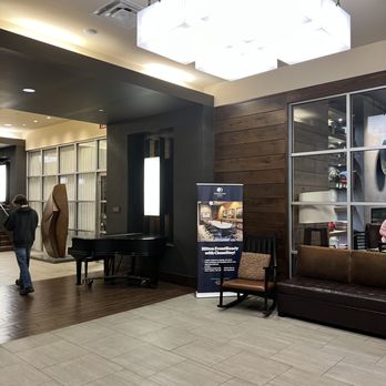 DoubleTree by Hilton Hotel Reading - Hotels Near Me - Reading, Pennsylvania