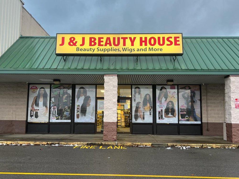 J & J Beauty House Logo