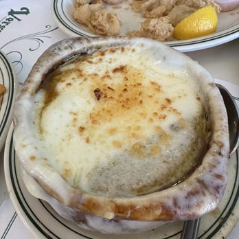 Versailles - Onion soup - Cuban Near Me - Miami, Florida