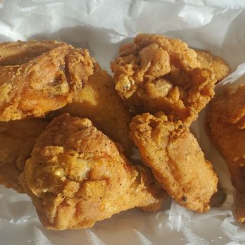 Mama J's Kitchen - Fried Chicken Wings - Soul Food Near Me - Richmond, Virginia