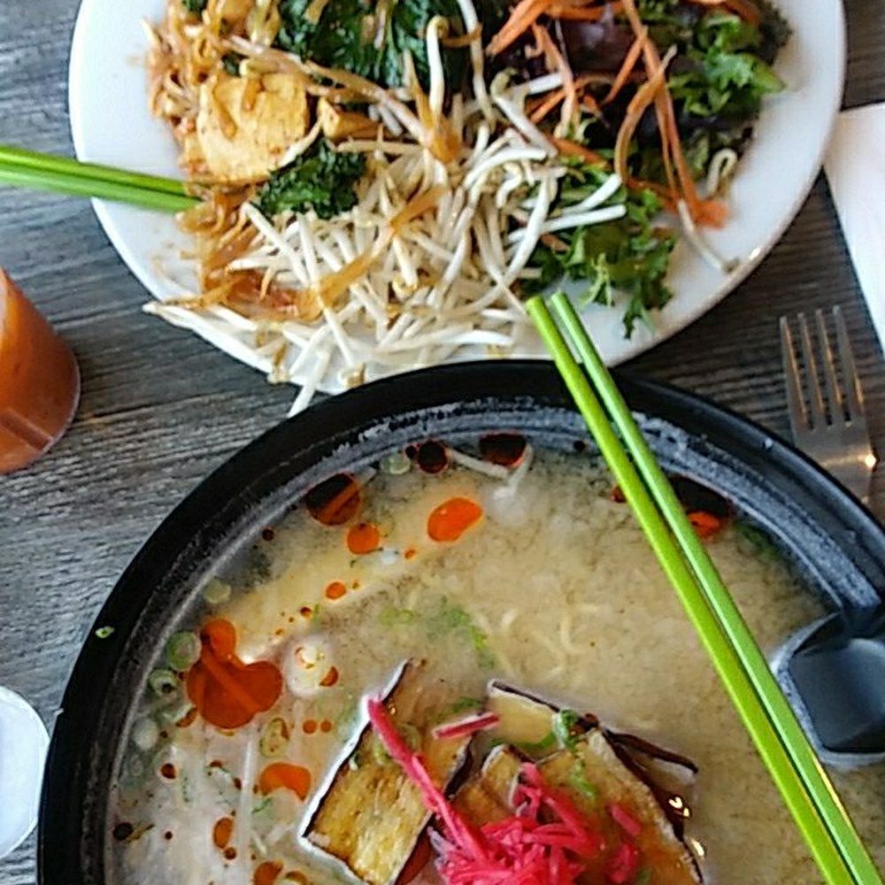 My Vegan - Padthai deluxe and spicy ramen - Thai Near Me - Pasadena, California My Vegan - Padthai deluxe and spicy ramen - Thai Near Me - Pasadena, California