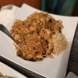 Z's House of Thai - Pad Thai