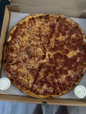 Leonardi's Pizza by null