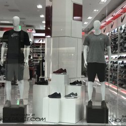 Shoe Palace