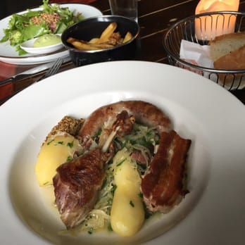 Café Tekehtopa - Duck, sausage, pork belly, and bacon - Italian Near Me - Oslo, 03 Café Tekehtopa - Duck, sausage, pork belly, and bacon - Italian Near Me - Oslo, 03