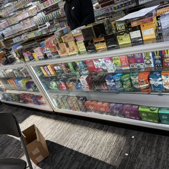 CROWN TOBACCO SHOP - Updated June 2026 - 17 Photos - 5231 Simpson Ferry Rd,  Mechanicsburg, Pennsylvania - Tobacco Shops