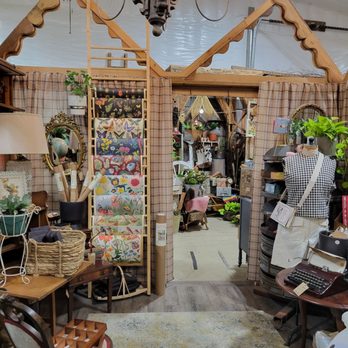 Furbish - Antiques Near Me - Salem, Oregon Furbish - Antiques Near Me - Salem, Oregon