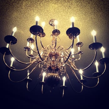 Austin Scottish Rite Theater - Chandelier - Performing Arts Near Me - Austin, Texas