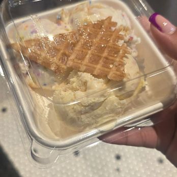 Jeni's Splendid Ice Creams - Ice Cream & Frozen Yogurt Near Me - Bethesda, Maryland