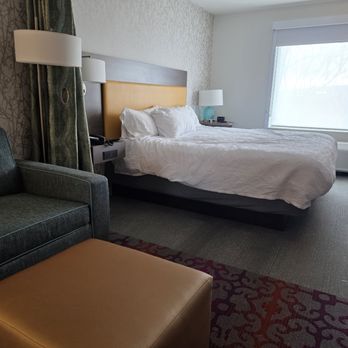 Home2 Suites by Hilton Poughkeepsie - King suite - Hotels Near Me - Poughkeepsie, New York Home2 Suites by Hilton Poughkeepsie - King suite - Hotels Near Me - Poughkeepsie, New York