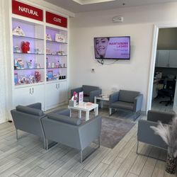 Amazing Lash Studio - Lounge