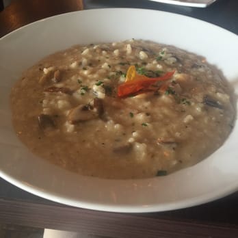 Sip Wine Bar - Mushroom risotto - Pizza Near Me - Toronto, Ontario Sip Wine Bar - Mushroom risotto - Pizza Near Me - Toronto, Ontario