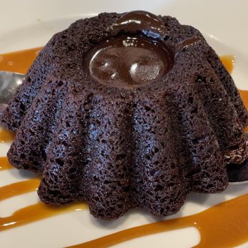 Chili's Grill & Bar - 7/2022 molten chocolate cake ice cream on the side - Tex-Mex Near Me - Honolulu, Hawaii Chili's Grill & Bar - 7/2022 molten chocolate cake ice cream on the side - Tex-Mex Near Me - Honolulu, Hawaii