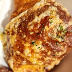 Paris Baguette - Ham and cheese croissant