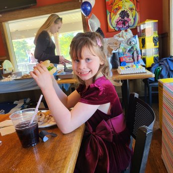 Pig Dog Pub - All smiles amazing food - Bars Near Me - Montgomery, Illinois