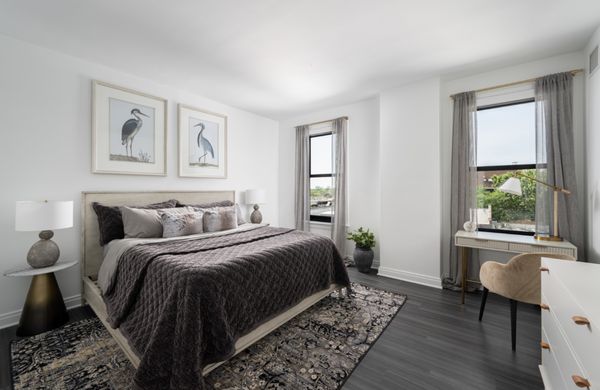 The Belden-Stratford by null