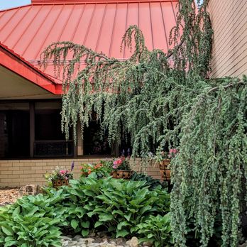Le Jeune Chef - a view of a building with a red roof - New American Near Me - Williamsport, Pennsylvania