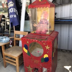PackRats Resale & Consignment - Ziggy the Clown antique Machine