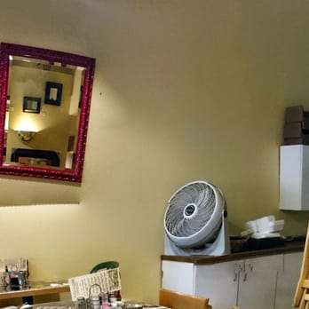 Curbside Cafe - Breakfast & Brunch Near Me - Vista, California