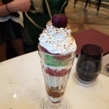 Podmore - Best dessert to share! - Cocktail Bars Near Me - Honolulu, Hawaii