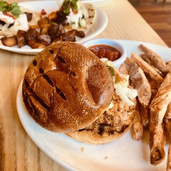 Fat Cats - Fried chicken sandwich - New American Near Me - Cleveland, Ohio Fat Cats - Fried chicken sandwich - New American Near Me - Cleveland, Ohio