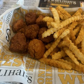 P.J. Whelihan's Pub + Restaurant - Doylestown - Sports Bars Near Me - Doylestown, Pennsylvania