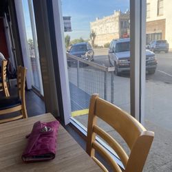 Scoops N Smiles Cafe - View front window