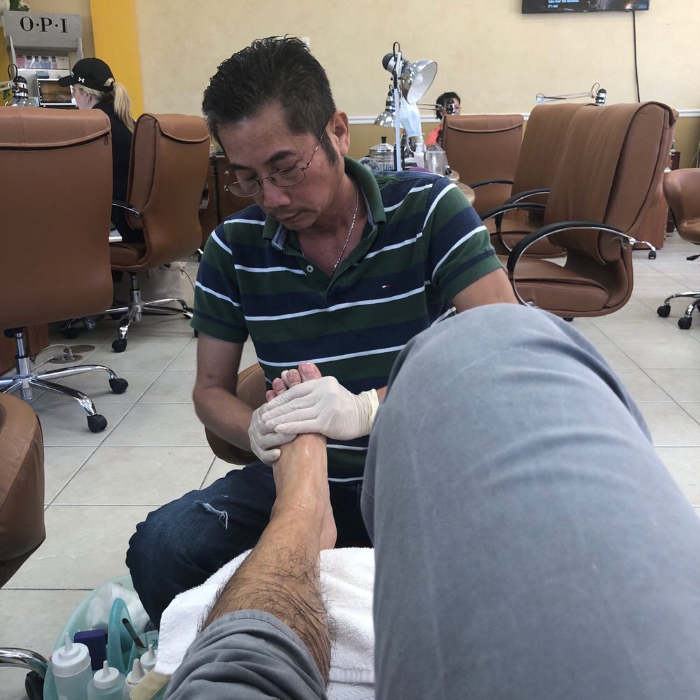Vip Nails - Nail Salons Near Me - Estero, Florida
