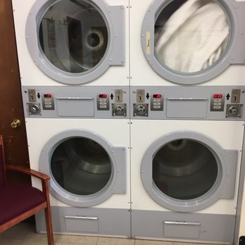 Star Laundromat - Laundromat Near Me - Hyannis, Massachusetts Star Laundromat - Laundromat Near Me - Hyannis, Massachusetts