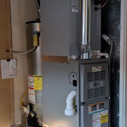 Furnace in the garage. Furnace in the garage.