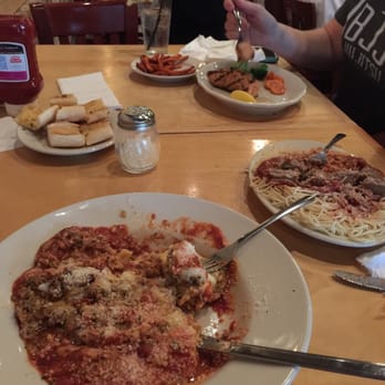 Mandina's - Very nice place , food is great , price is right , was a little slow but worthy - Italian Near Me - Mandeville, Louisiana Mandina's - Very nice place , food is great , price is right , was a little slow but worthy - Italian Near Me - Mandeville, Louisiana