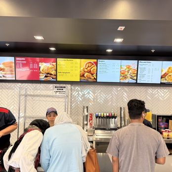Jollibee - Fast Food Near Me - San Francisco, California