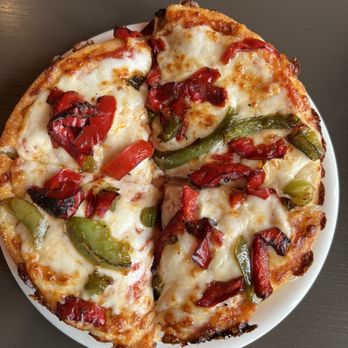 Pizza Hut - Personal pan pizza with roasted peppers. - Pizza Near Me - Webster, New York Pizza Hut - Personal pan pizza with roasted peppers. - Pizza Near Me - Webster, New York