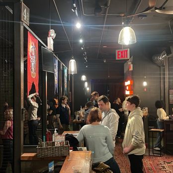 Kick Axe Throwing - Bars Near Me - Brooklyn, New York