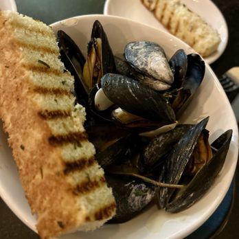 Cedro Scratch Italian & Wine Bar - Italian Near Me - Austin, Texas