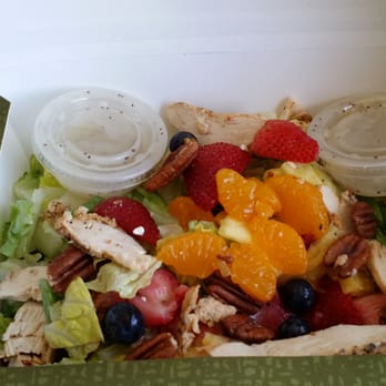 Panera Bread - Strawberry poppyseed salad with grilled chicken - Sandwiches Near Me - Victorville, California Panera Bread - Strawberry poppyseed salad with grilled chicken - Sandwiches Near Me - Victorville, California