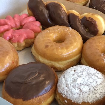 Jon's Donuts - The Raspberry Shelly Donut Can't forget - Donuts Near Me - Torrance, California Jon's Donuts - The Raspberry Shelly Donut Can't forget - Donuts Near Me - Torrance, California