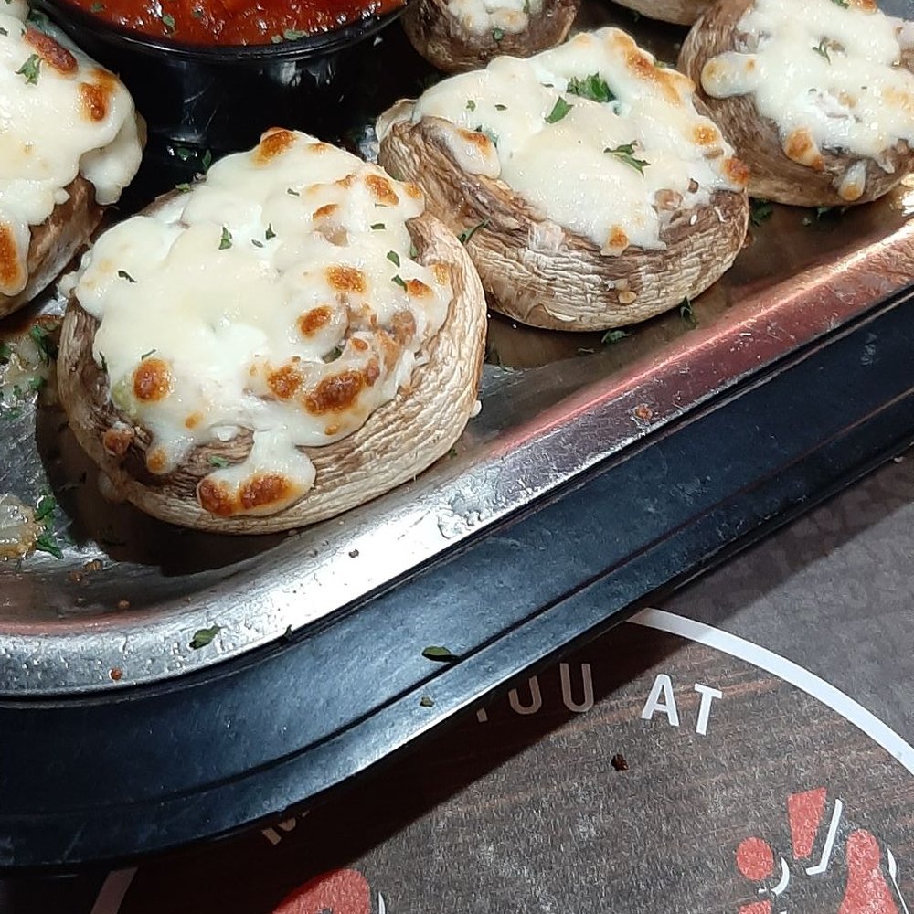 Arni's Lebanon - Pizza Near Me - Lebanon, Indiana