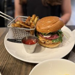 5Church - Buckhead - Salmon burger